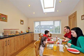 Amber Lodge Budget Accommodation Galway Exteriér fotografie