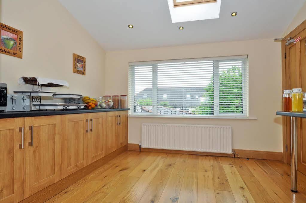 Amber Lodge Budget Accommodation Galway Exteriér fotografie