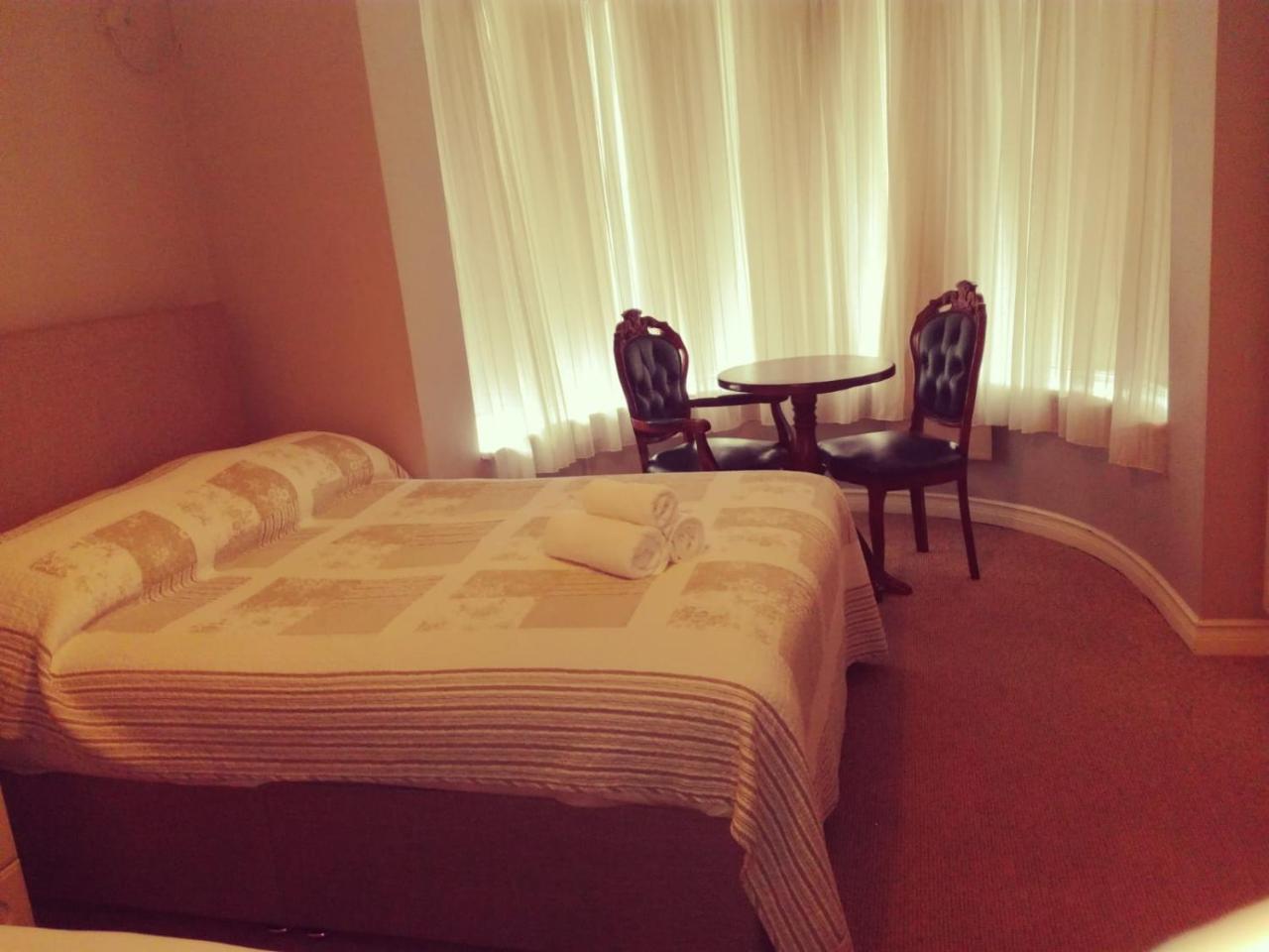 Amber Lodge Budget Accommodation Galway Exteriér fotografie